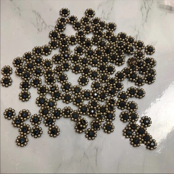 Pearl and sapphire Swarovski florets - Picture 4 of 4